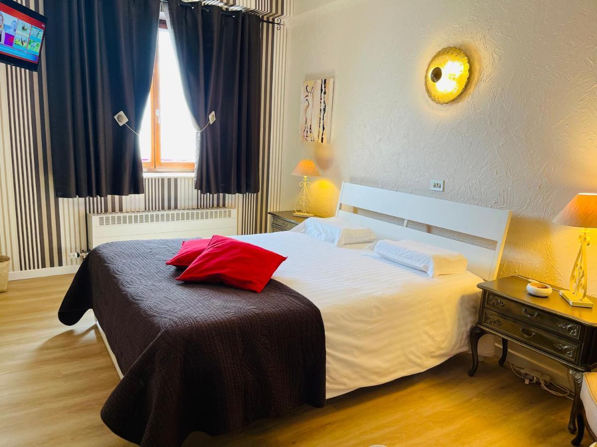Hostellerie Sainte-Cecile ภายนอก รูปภาพ